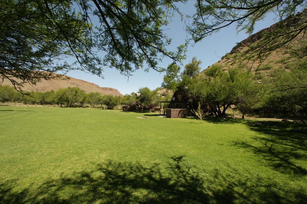 Villa Ko Ka Tsara Bush Camp Beaufort West Exterior foto